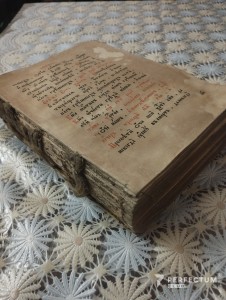 Старовинна церковна книга